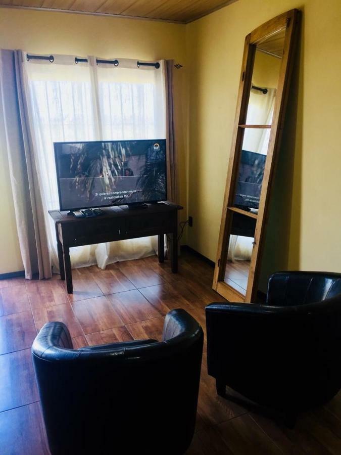 Hospedaje “ El Segoviano “ Carmelo Εξωτερικό φωτογραφία